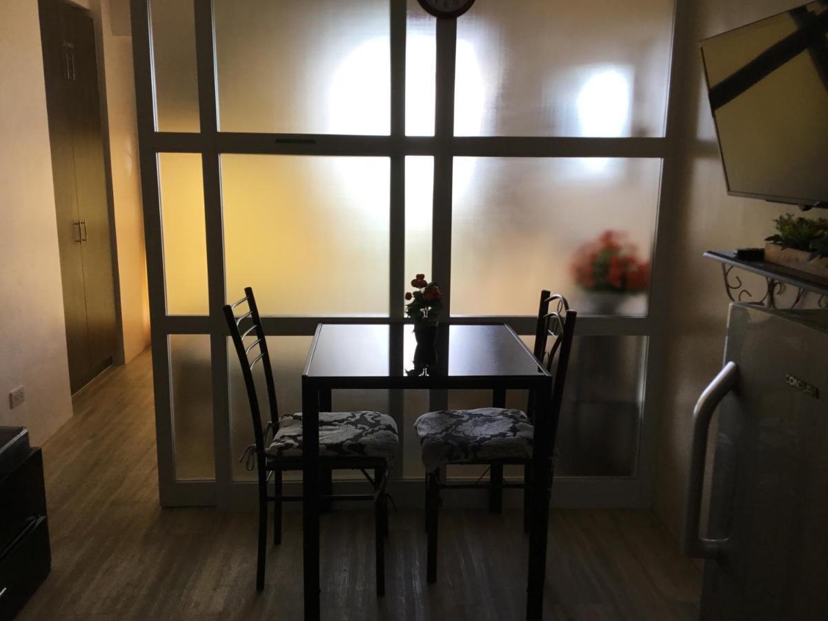Condominium With Swimming Pool And Viewing Deck Tagaytay City Dış mekan fotoğraf