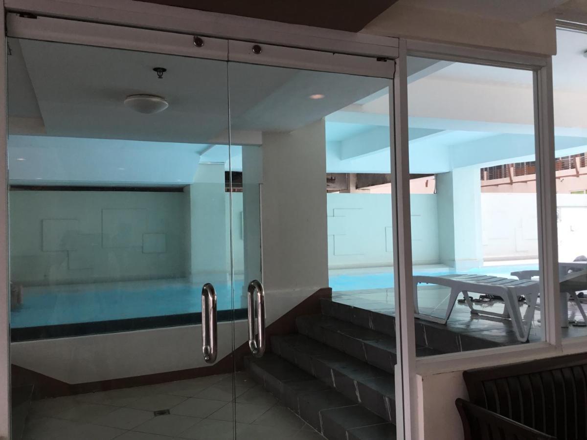 Condominium With Swimming Pool And Viewing Deck Tagaytay City Dış mekan fotoğraf
